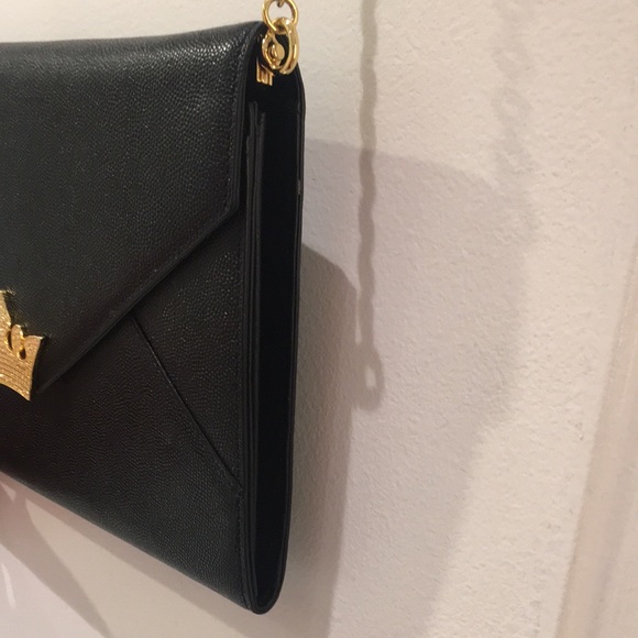 J. Estina Black Leather Purse with Faux Gold Chain - Picture 4 of 14